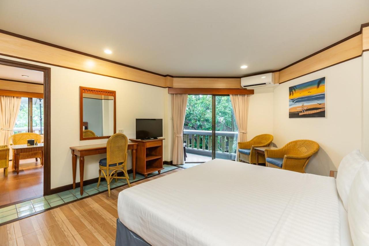 Botany Beach Resort Pattaya Nacsomtien Kültér fotó