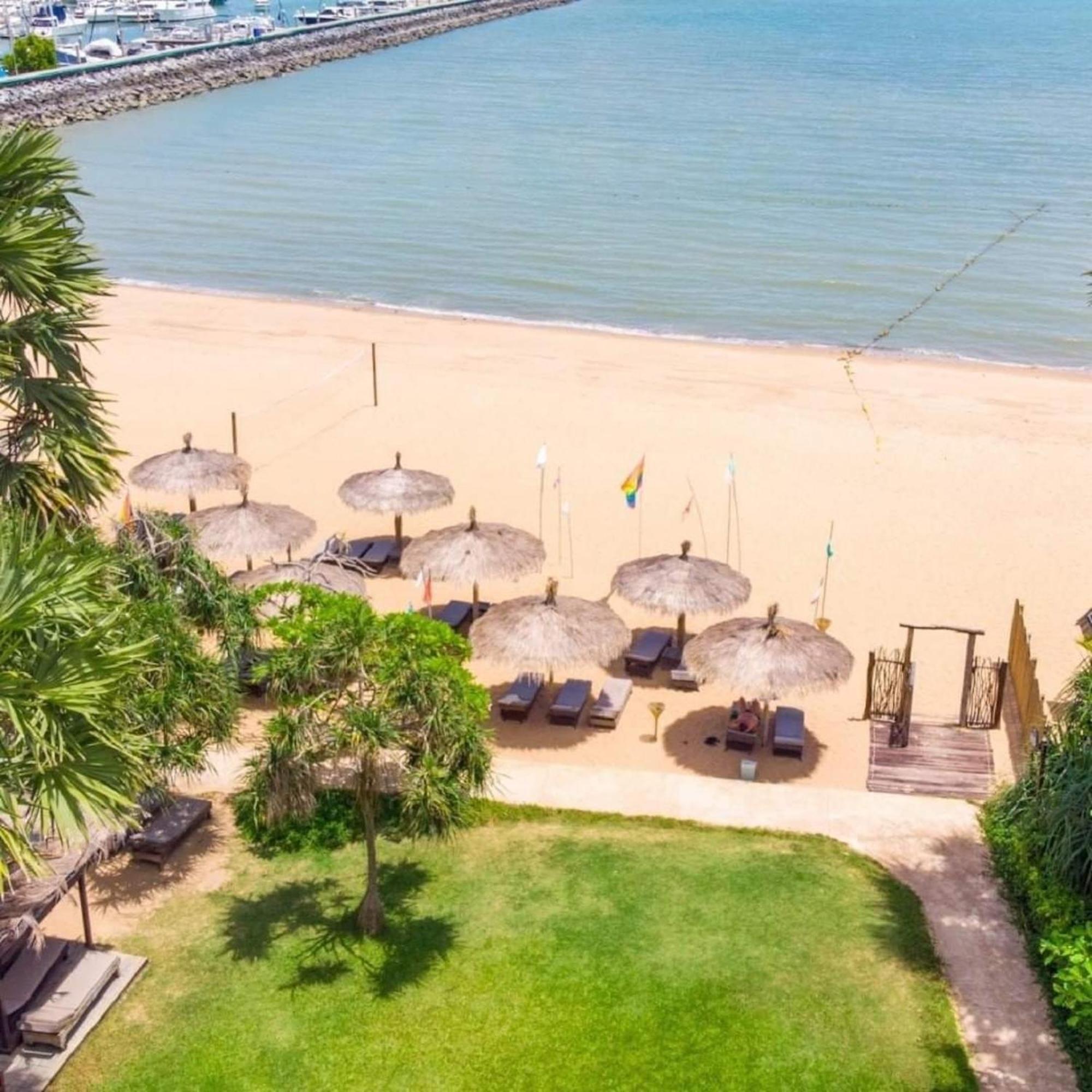Botany Beach Resort Pattaya Nacsomtien Kültér fotó